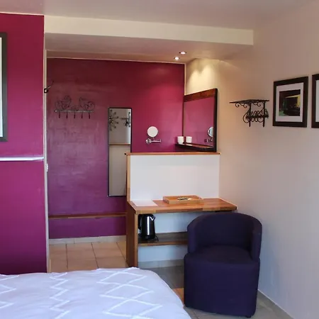 Le Lit Qui Danse Guest house