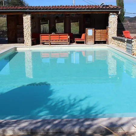 Le Lit Qui Danse Guest house